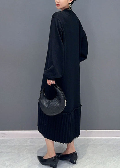Well Tailored Sweater with a Graceful Silhouette