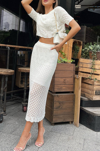 Effortlessly Elegant Garment with a Timeless Design