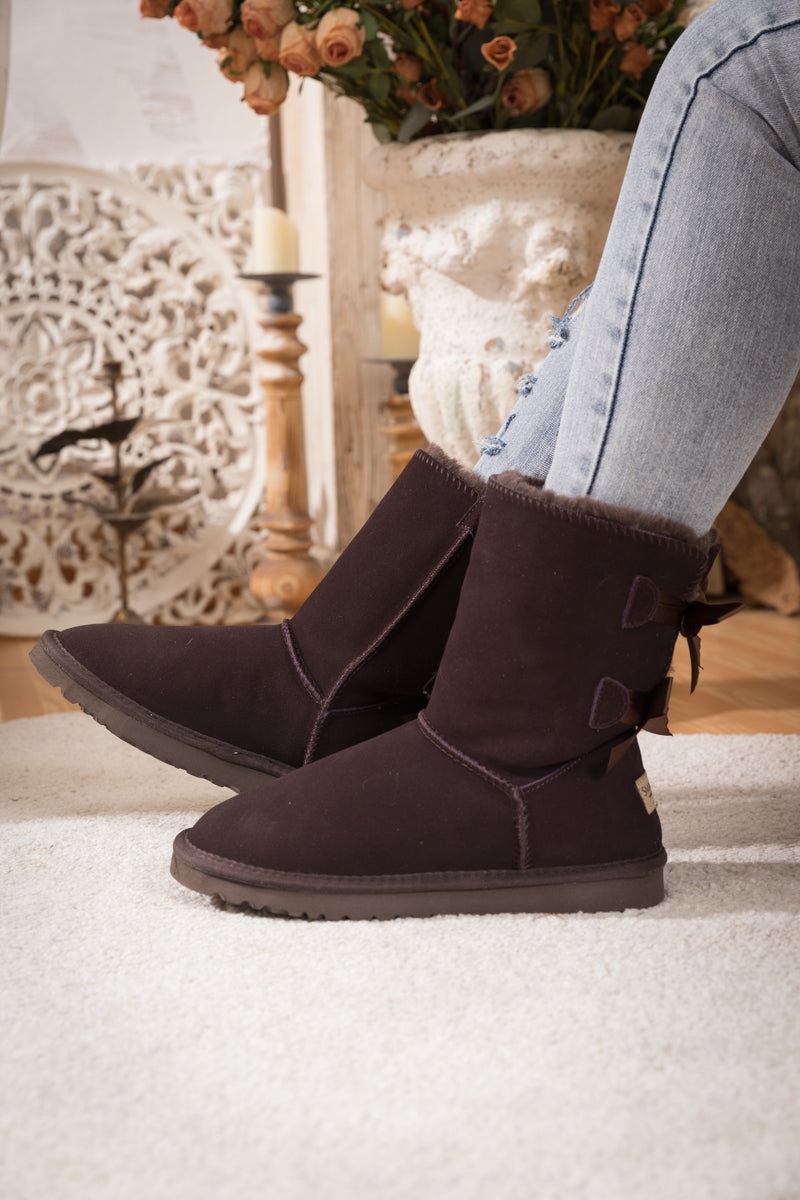 Elegantly Styled Boots for Everyday Wear
