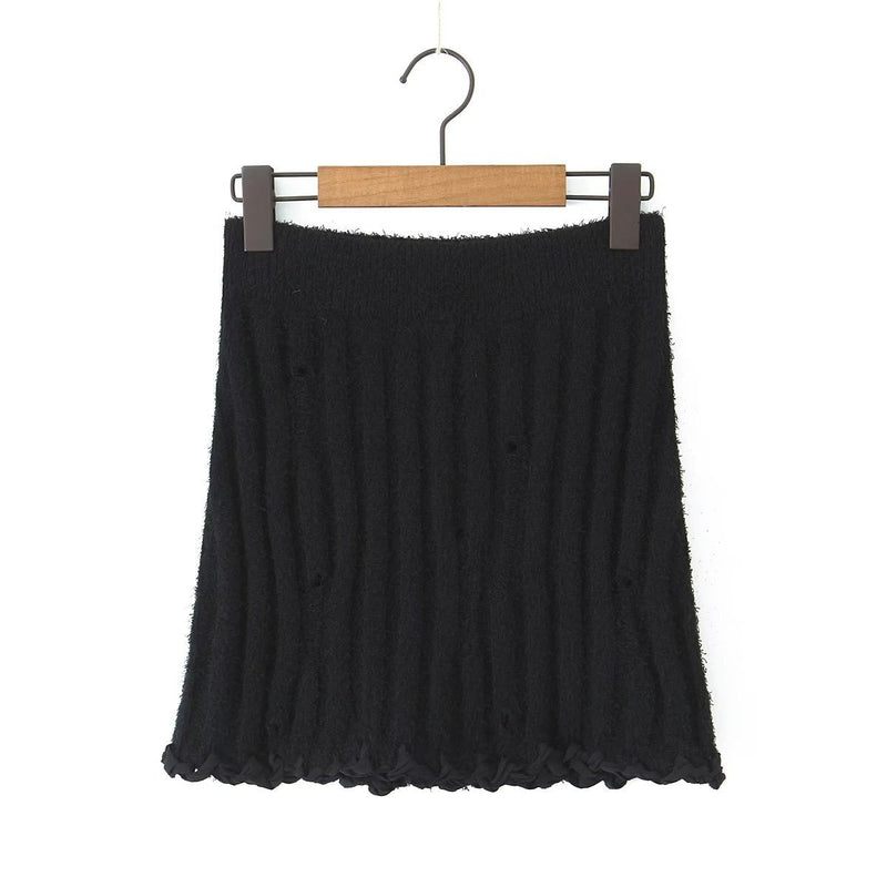 Classic Vintage Sweater with a Flattering Fit