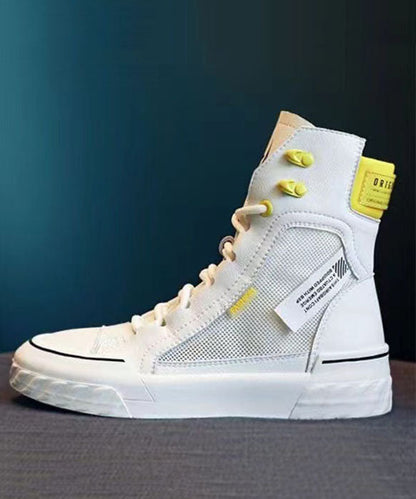 Well Tailored Boots with a Graceful Silhouette