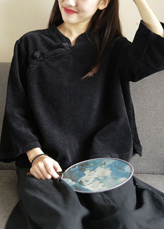Gracefully Styled Blouse for Any Occasion