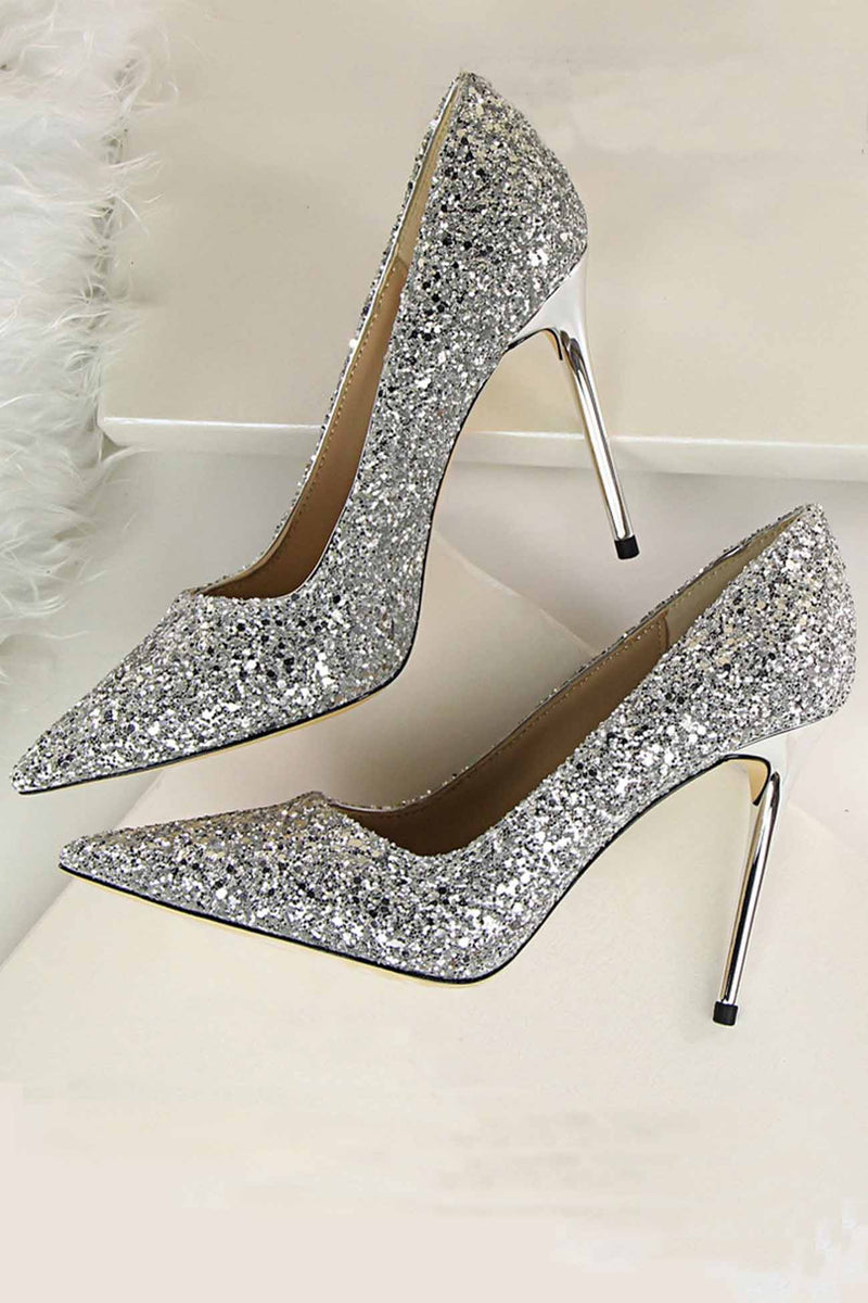 Classic Vintage Heels with a Flattering Fit