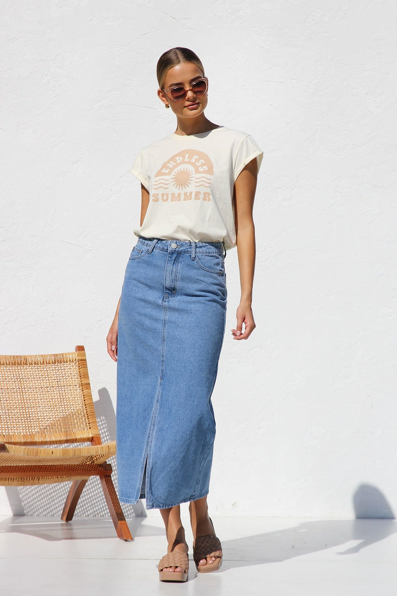 Sophisticated Garment with a Clean Classic Look