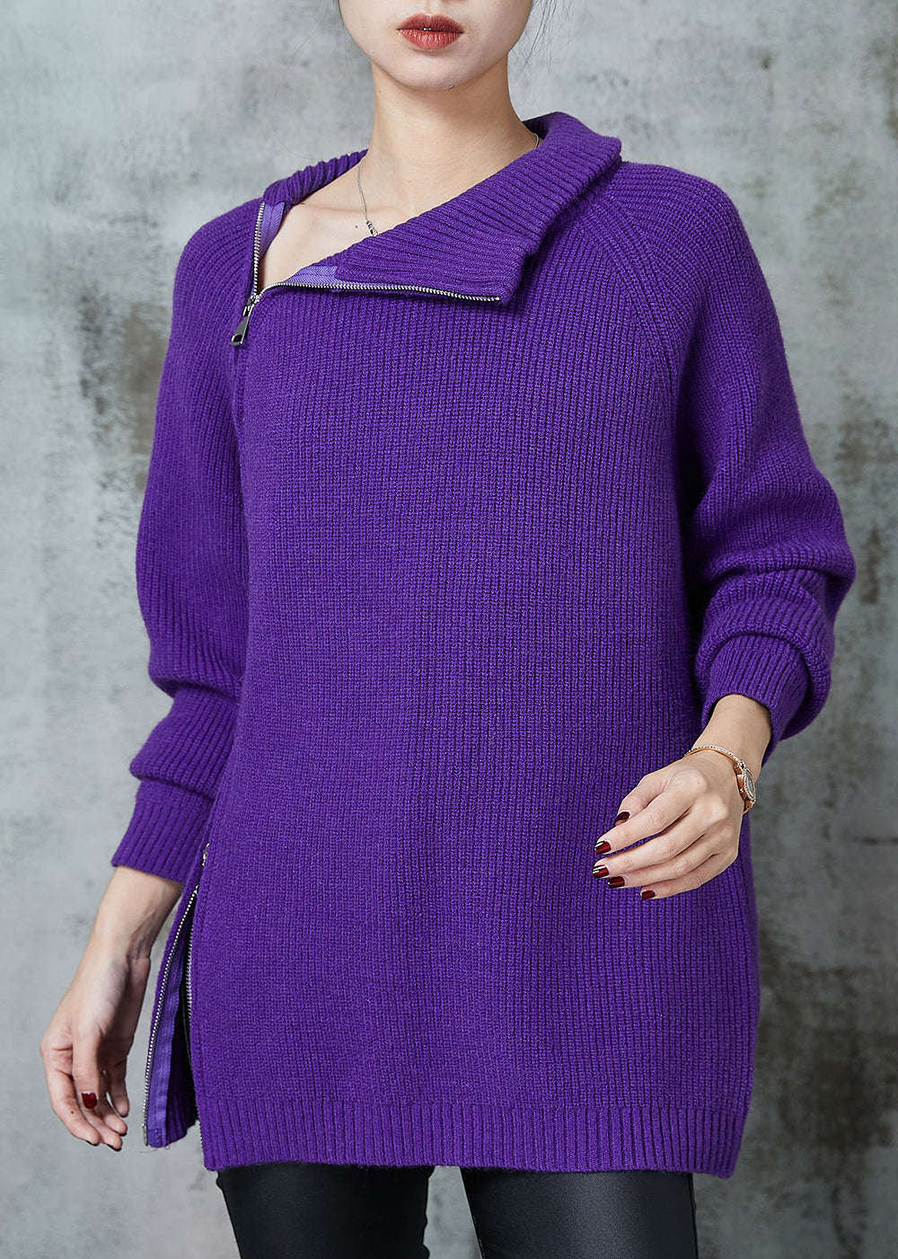 Classic Vintage Sweater with a Flattering Fit