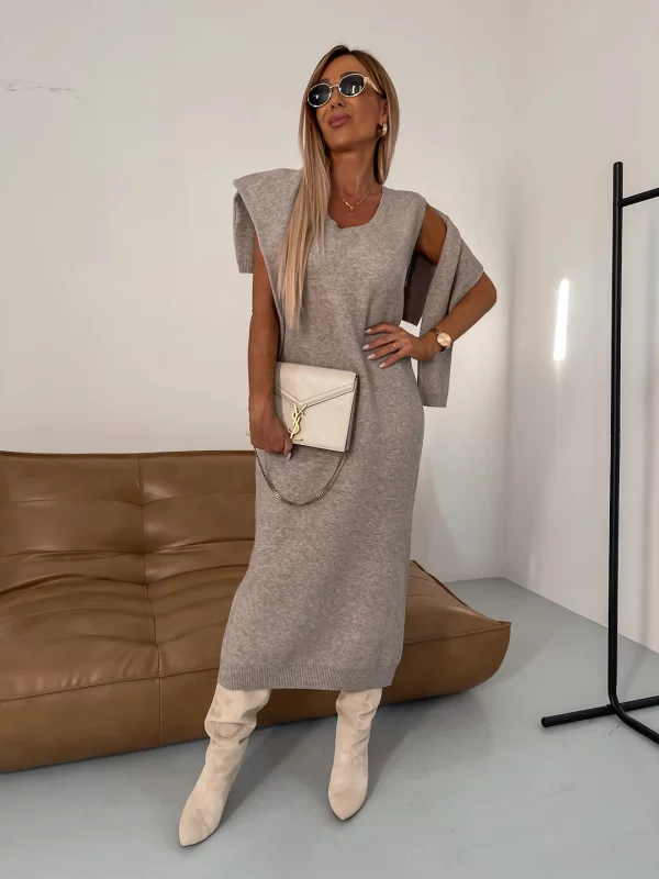 Polished Garment with an Effortless Classic Look