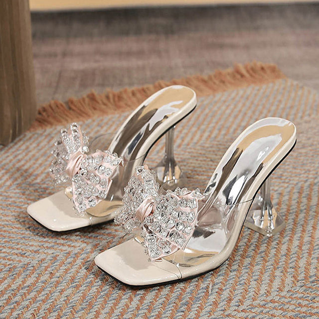 A Vintage Style Heels with Delicate Timeless Details