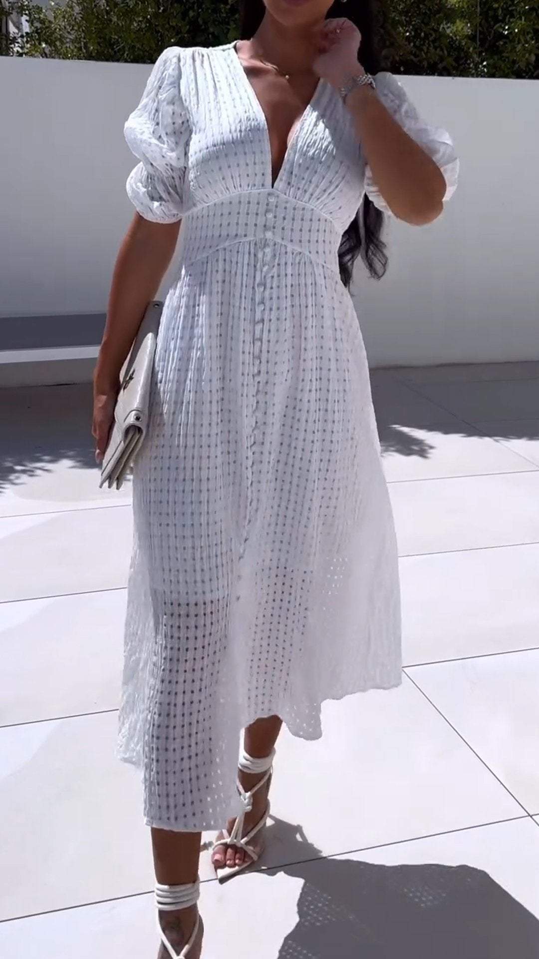Classic Vintage Dress with a Flattering Fit
