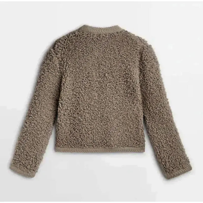 Well Tailored Cardigan with a Graceful Silhouette