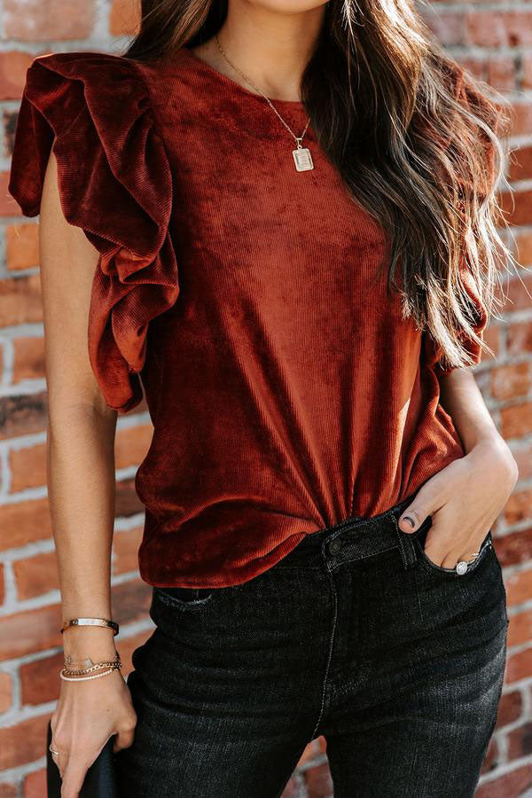 Polished Top with an Effortless Classic Look