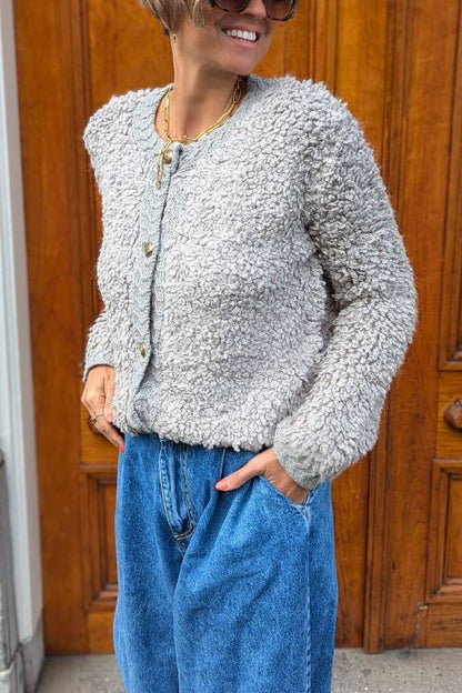 Beautifully Crafted Cardigan in a Classic Style