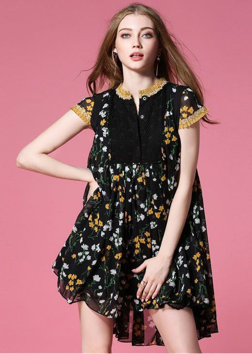 Beautifully Finished Dress in a Timeless Design