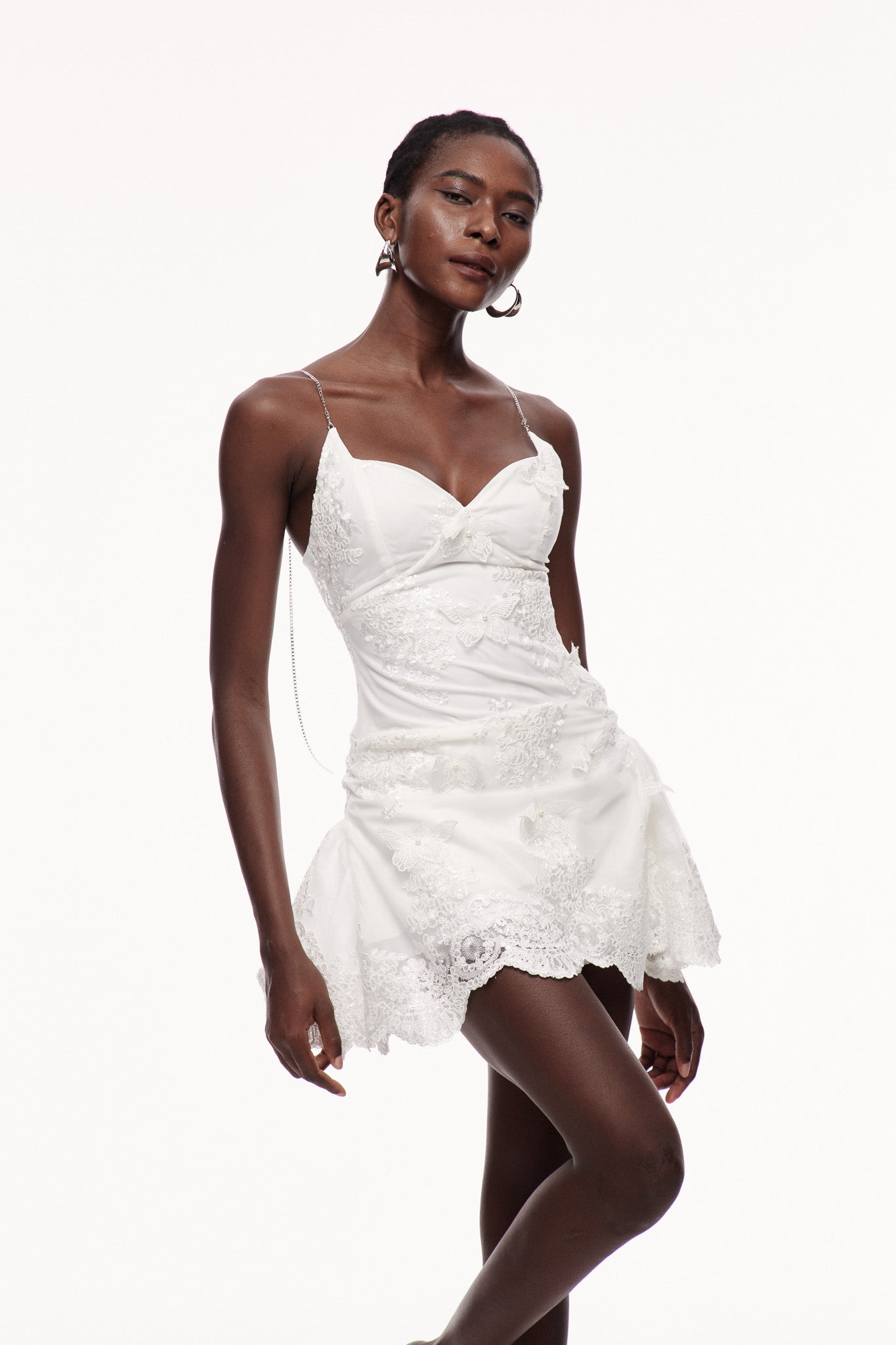 Well Tailored Dress with a Graceful Silhouette