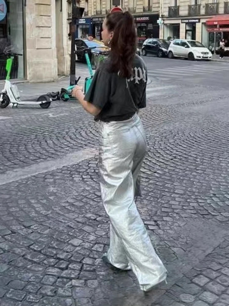 Sophisticated Pants with a Clean Classic Look