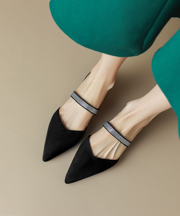 A Vintage Style Sandals with Delicate Timeless Details