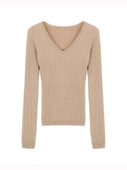 Effortlessly Elegant Garment with a Timeless Design
