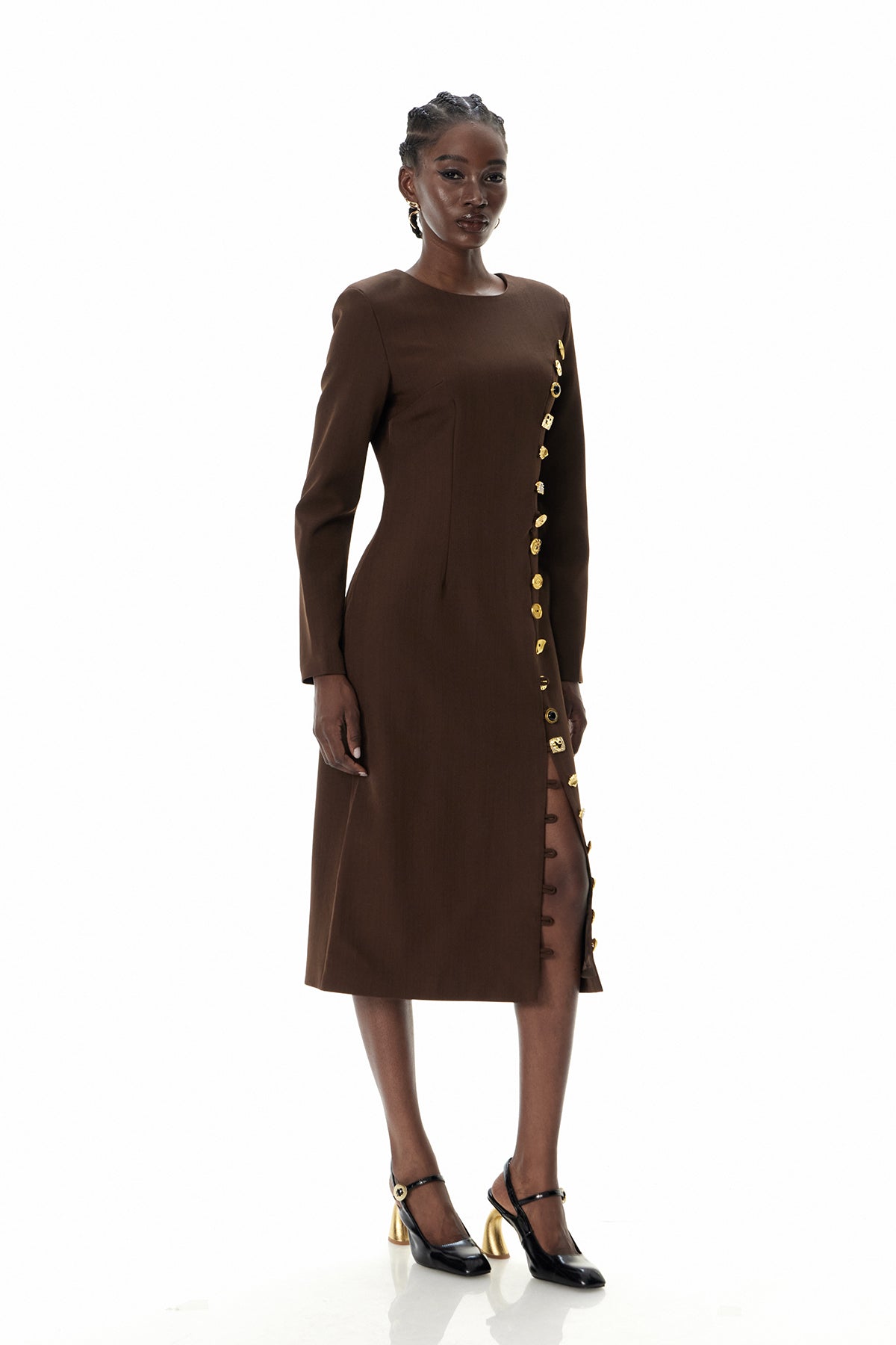 Well Tailored Dress with a Graceful Silhouette