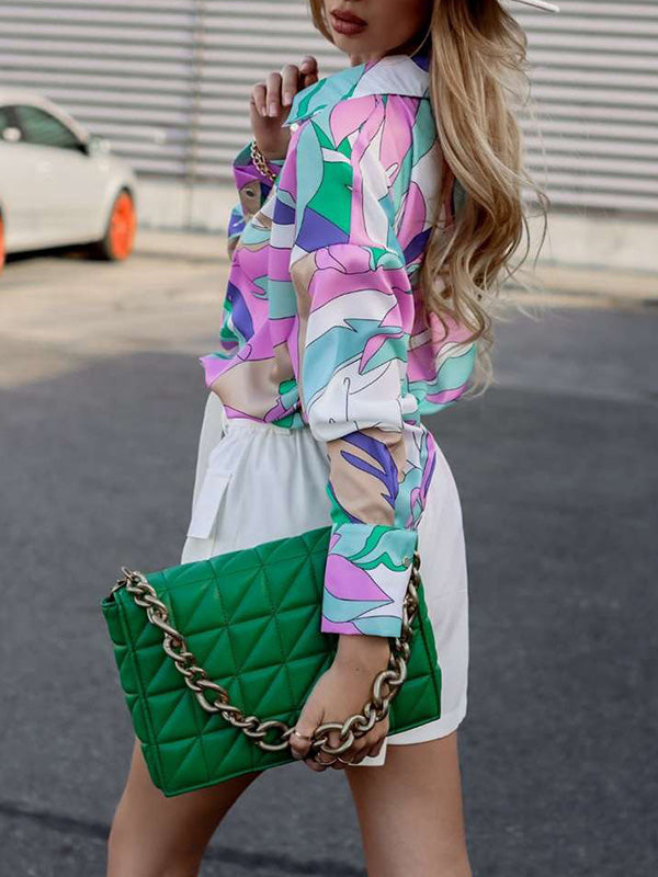 Beautifully Crafted Blouse in a Classic Style
