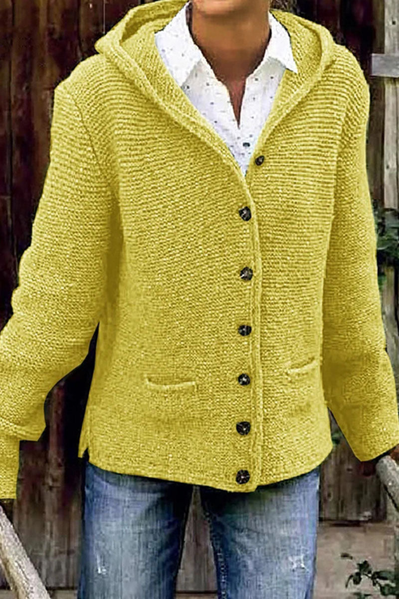 Effortlessly Elegant Top with a Timeless Design