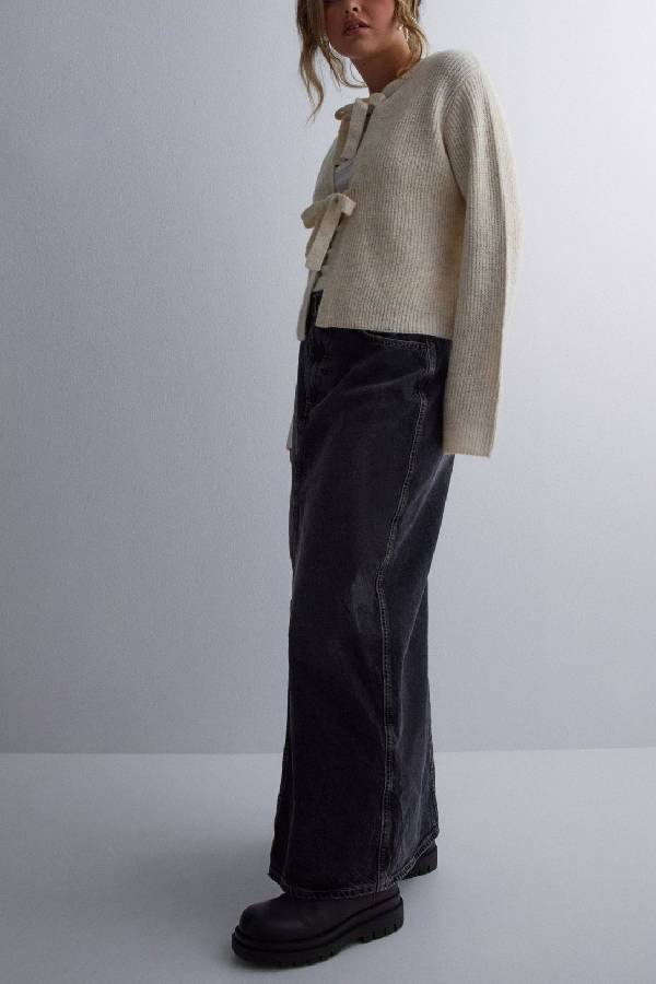 Gracefully Styled Garment for Any Occasion