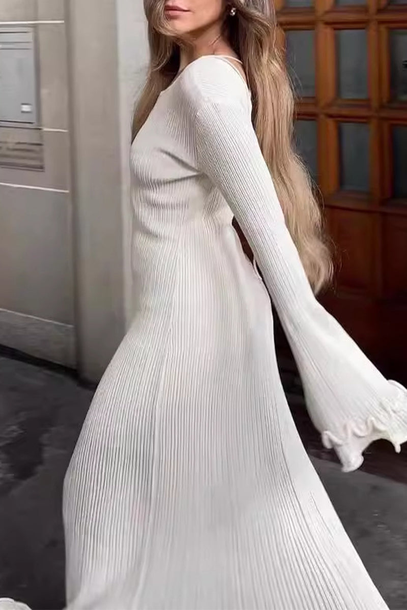 Sophisticated Dress with a Clean Classic Look