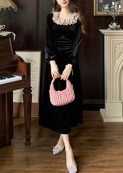 A Vintage Style Dress with Delicate Timeless Details