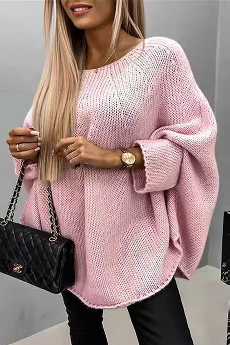 Well Tailored Sweater with a Graceful Silhouette