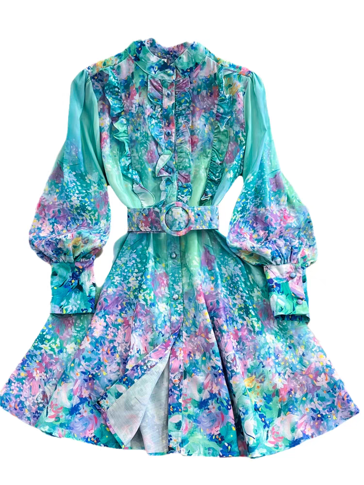 Beautifully Crafted Dress in a Classic Style