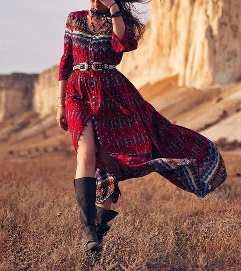 Beautifully Finished Dress in a Timeless Design