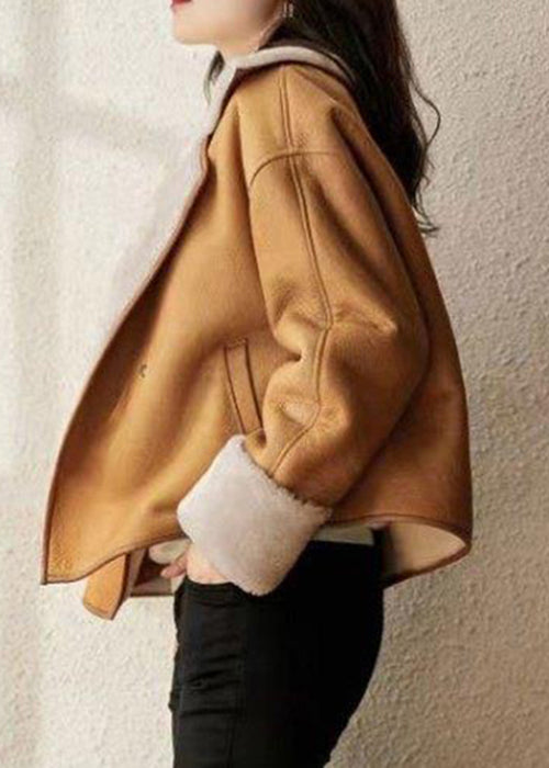 Classic Vintage & Enduringly Stylish Coat