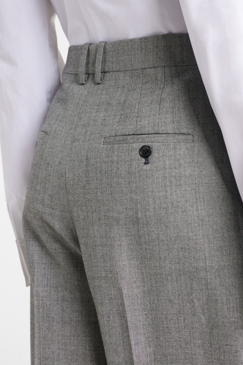 Classic Vintage Garment with a Flattering Fit