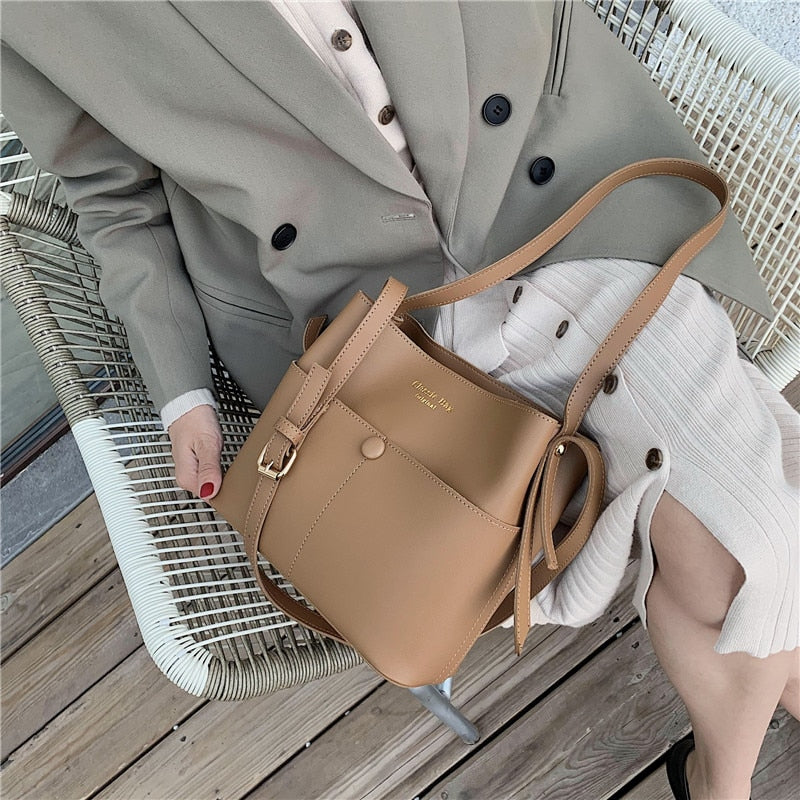 Gracefully Styled Bag for Any Occasion