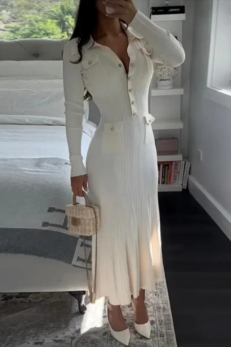 Classic Vintage Dress with a Flattering Fit