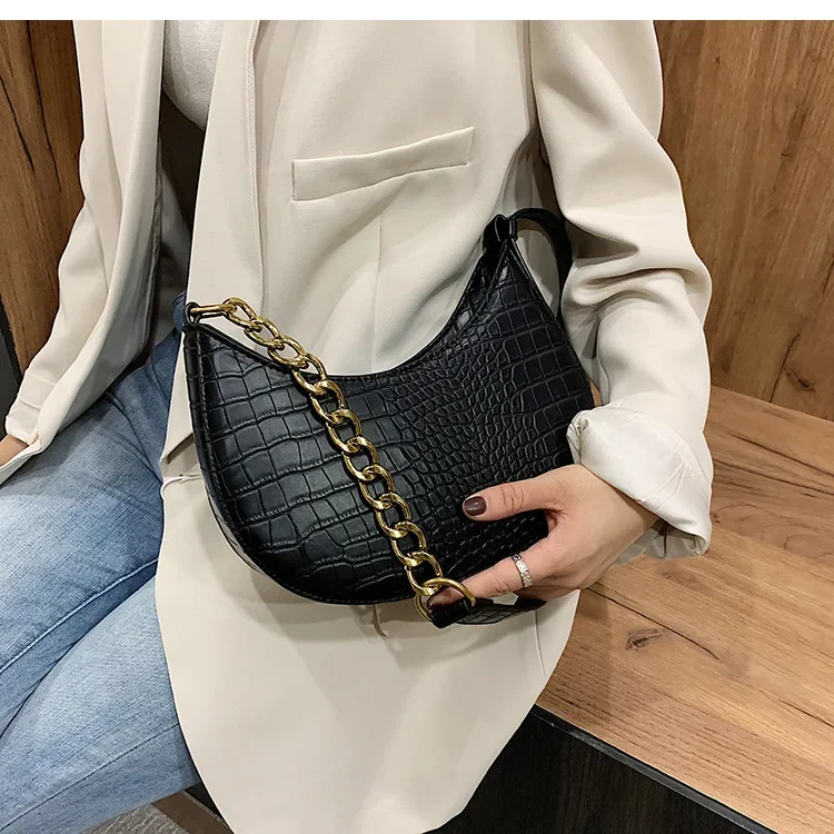 Classic Vintage Bag with a Flattering Fit