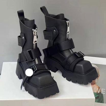 Beautifully Finished Boots in a Timeless Design