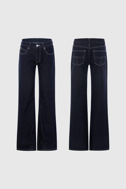 Effortlessly Elegant Garment with a Timeless Design