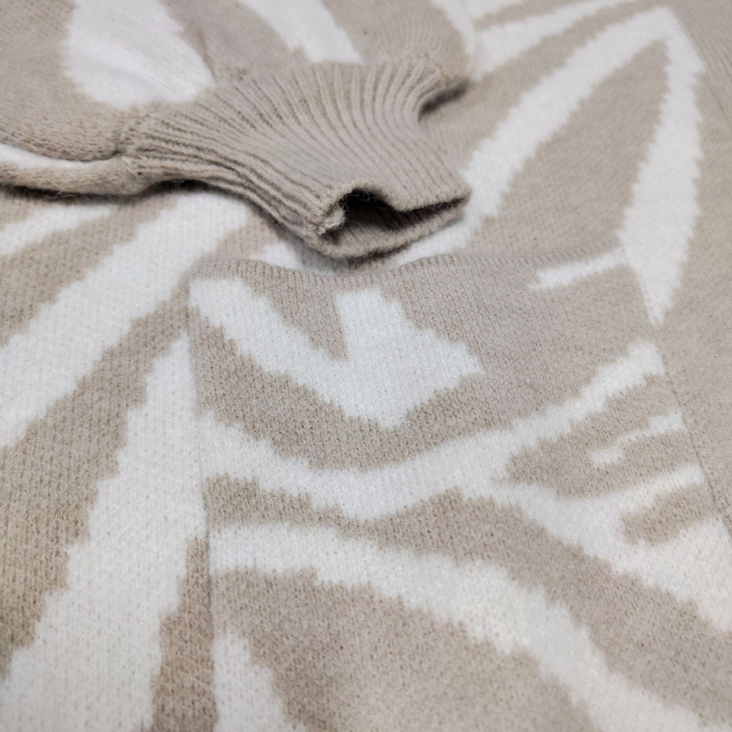 Beautifully Finished Cardigan in a Timeless Design