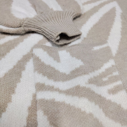 Beautifully Finished Cardigan in a Timeless Design