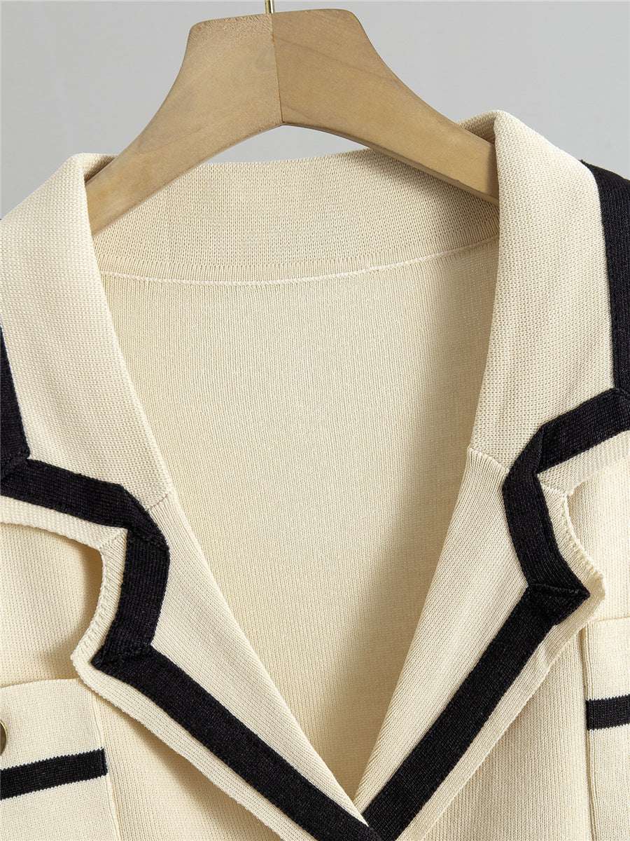 Well Tailored Cardigan with a Graceful Silhouette