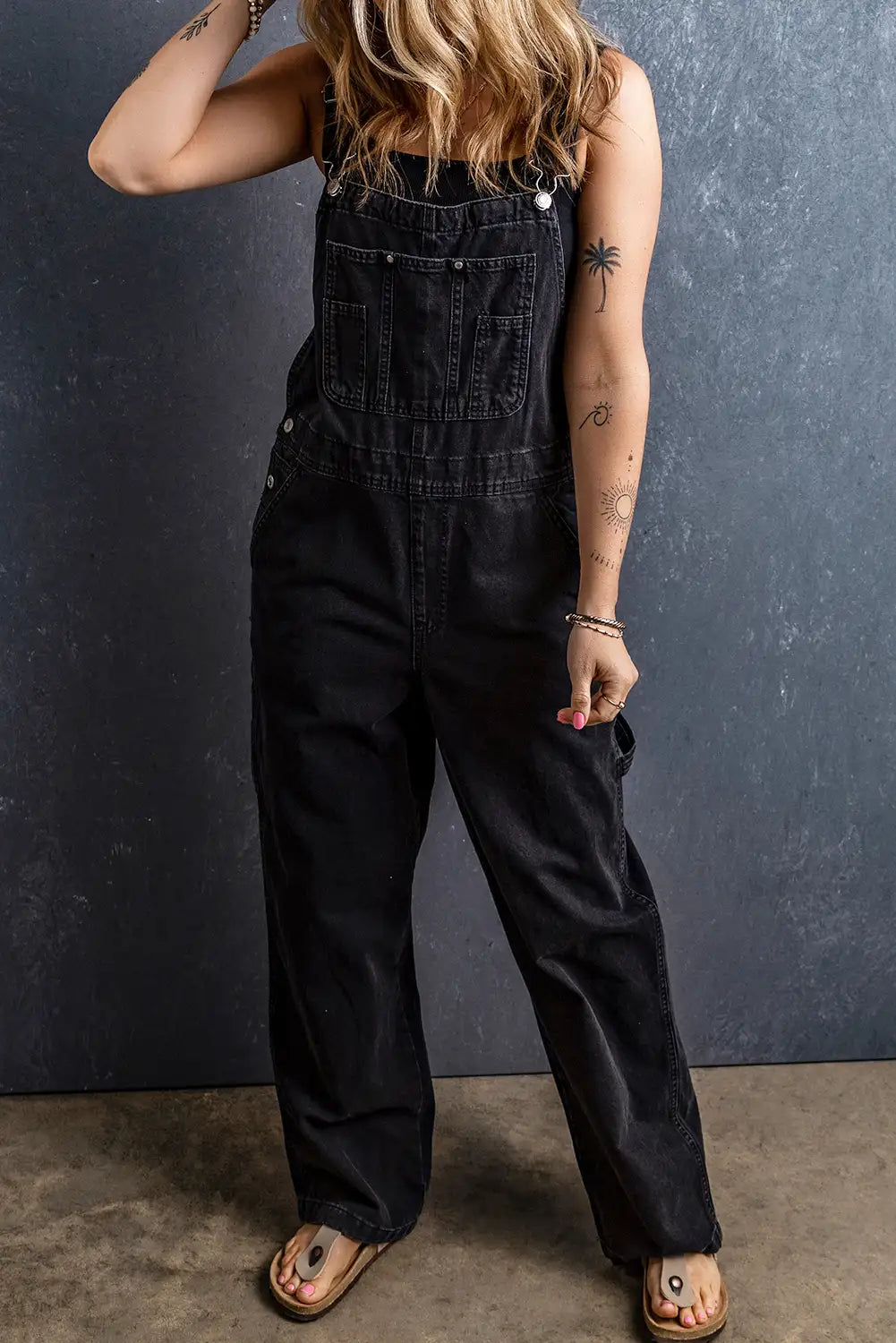 Well Tailored Garment with a Graceful Silhouette