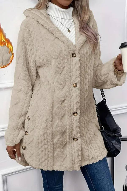 Well Tailored Coat with a Graceful Silhouette