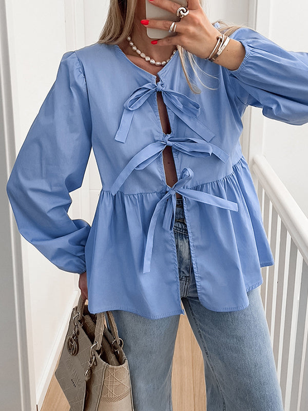 Sophisticated Blouse with a Clean Classic Look