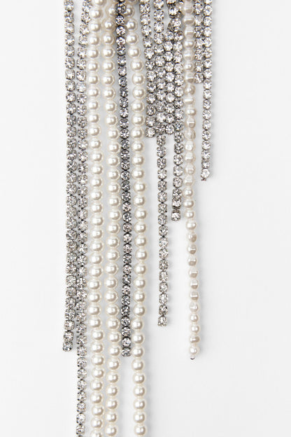 Beautifully Finished Garment in a Timeless Design