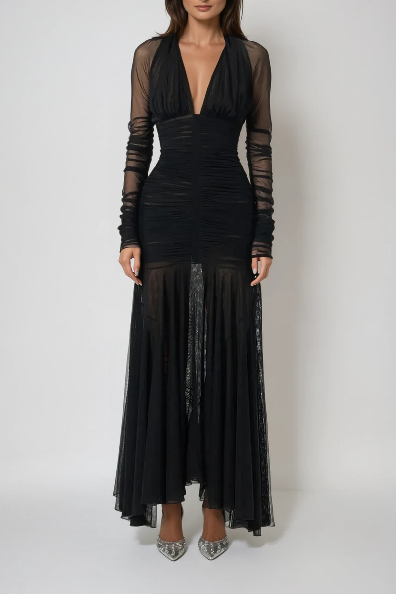 Effortlessly Elegant Dress with a Timeless Design
