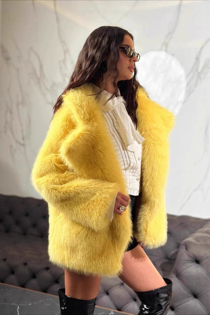 Polished Coat with an Effortless Classic Look