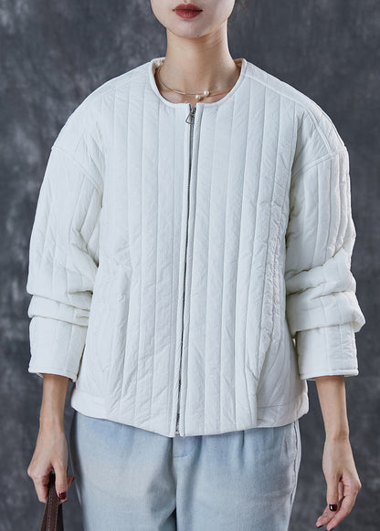 Well Tailored Jacket with a Graceful Silhouette