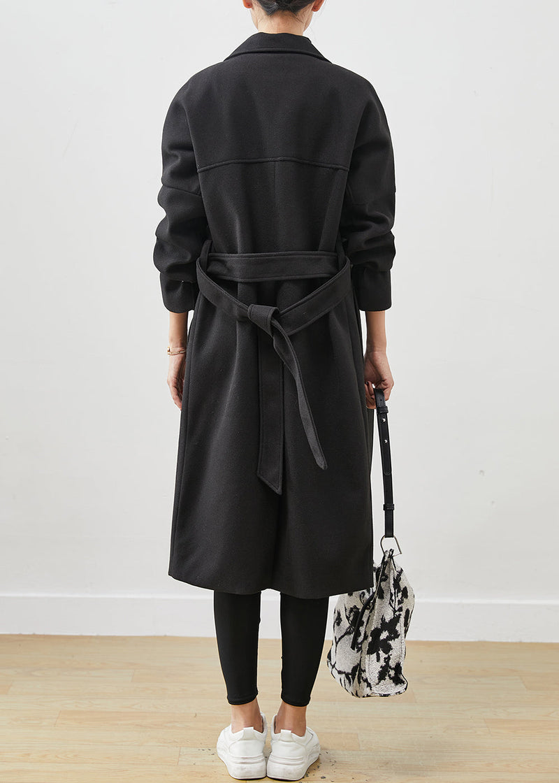 Gracefully Styled Coat for Any Occasion