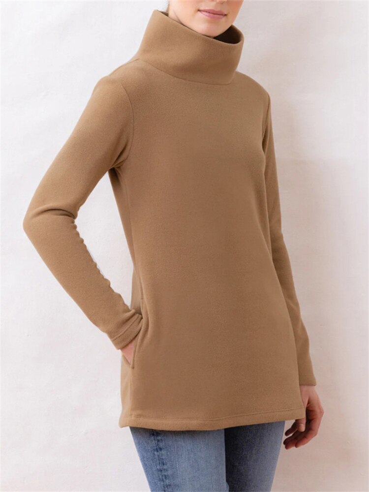 Classic Vintage Pullover with a Flattering Fit