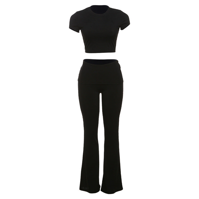 Well Tailored Trousers with a Graceful Silhouette