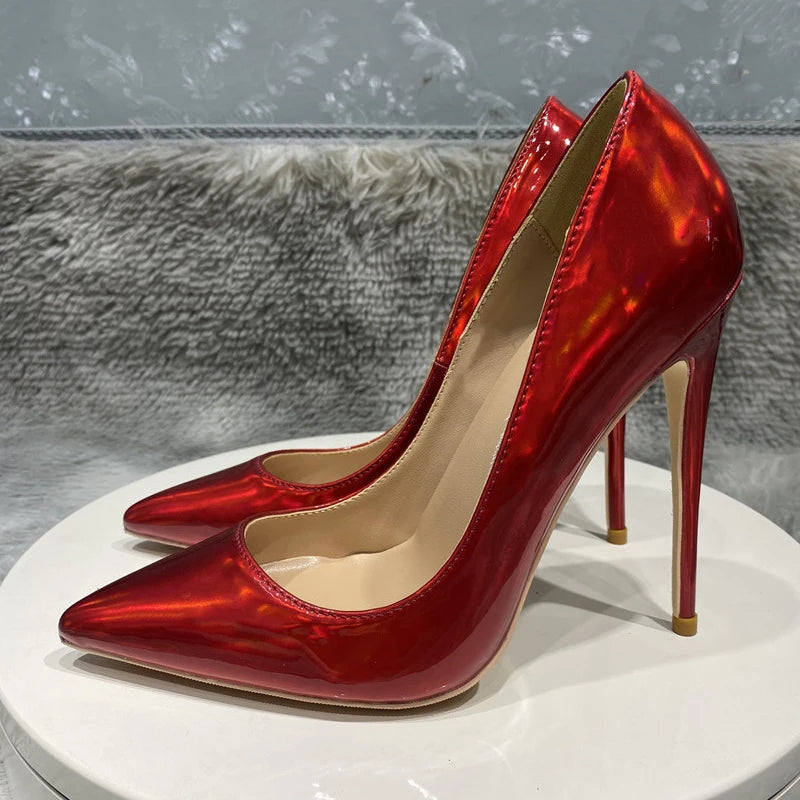 Effortlessly Elegant Shoes with a Timeless Design